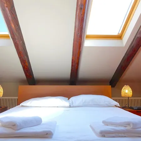 Politecnico - Supreme Loft Hydrangea - Grandmaison *